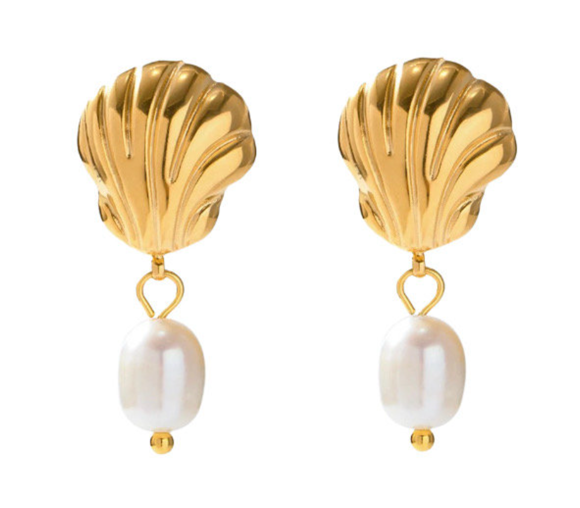 Sea Soul Maya Clam Freshwater Pearls Earrings 18k gold plated stainless steel