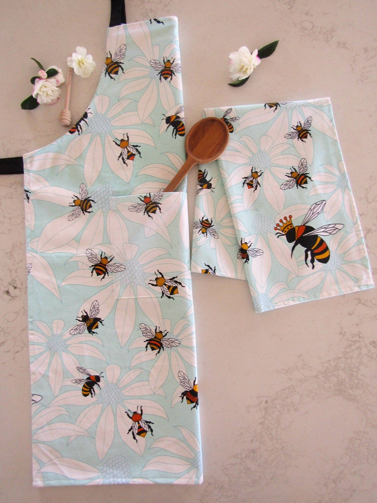 Apron (Heavy Drill) - Flower Bees - Land to Coast