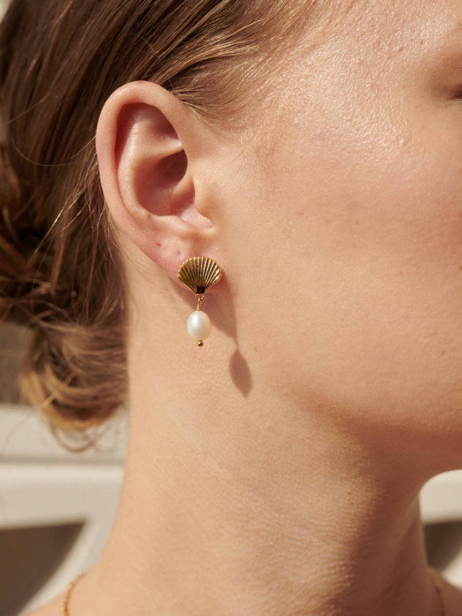 Clamshell Pearl 18K Gold Plated Earrings - Land to Coast