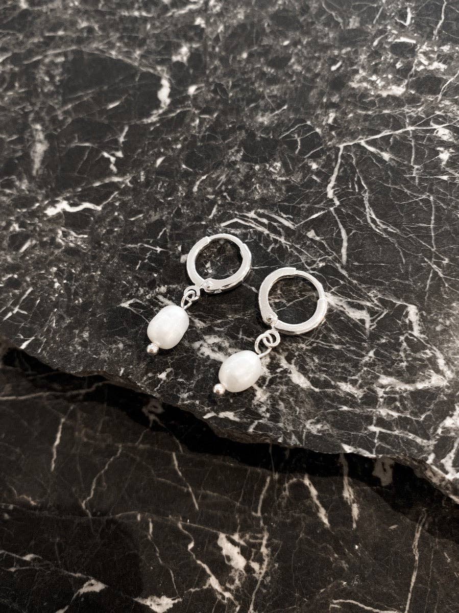 Daphne Silver Plated Pearl Earrings - Land to Coast
