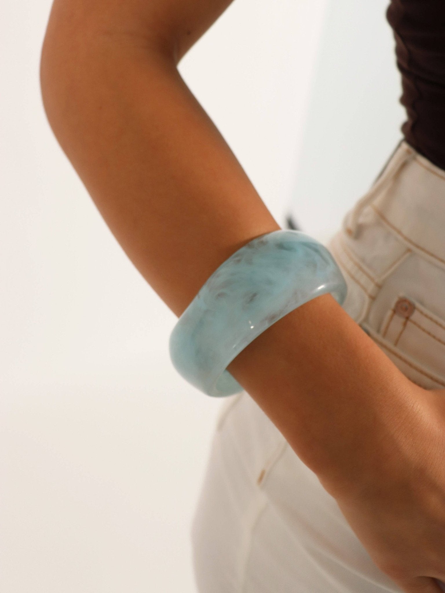 Glacia Resin Bangle - Land to Coast