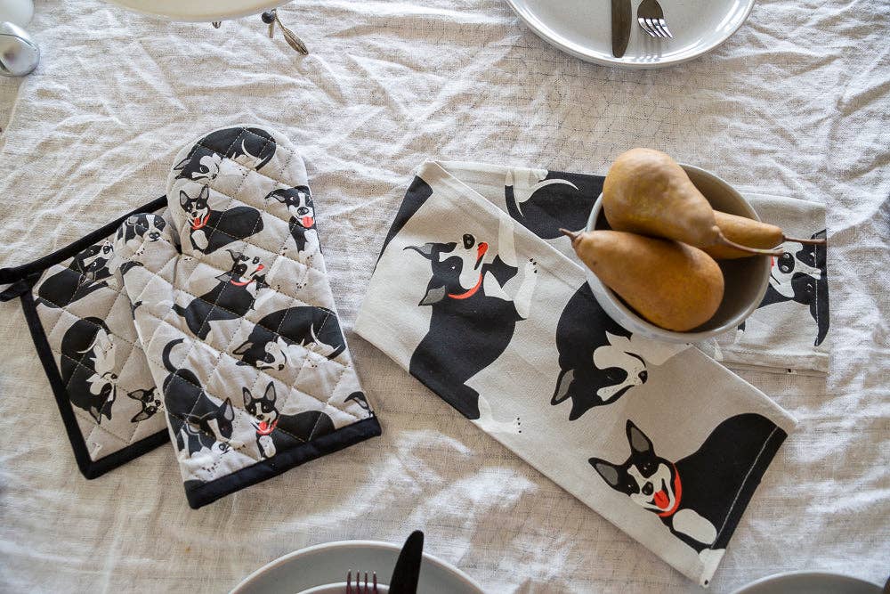 Oven Glove & Pot Holder Set - Farm Dogs - Land to Coast